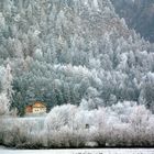 Ein Häuschen im Wald