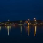 Ein Hafen bei Nacht...