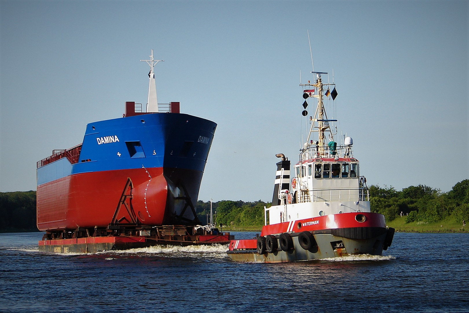 ein halbes Schiff auf Reisen 