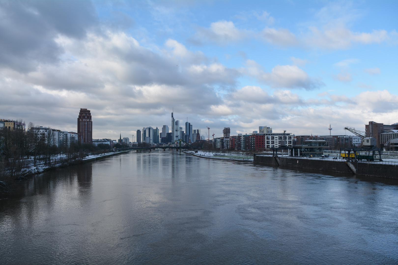 Ein "Hauch" von Winter - Aussicht von der Deutschherrnbrücke im Januar 2016