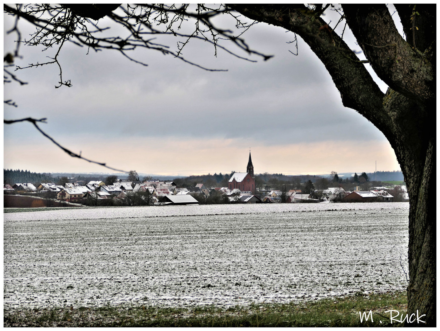 Ein Hauch von Winter liegt über dem Land 