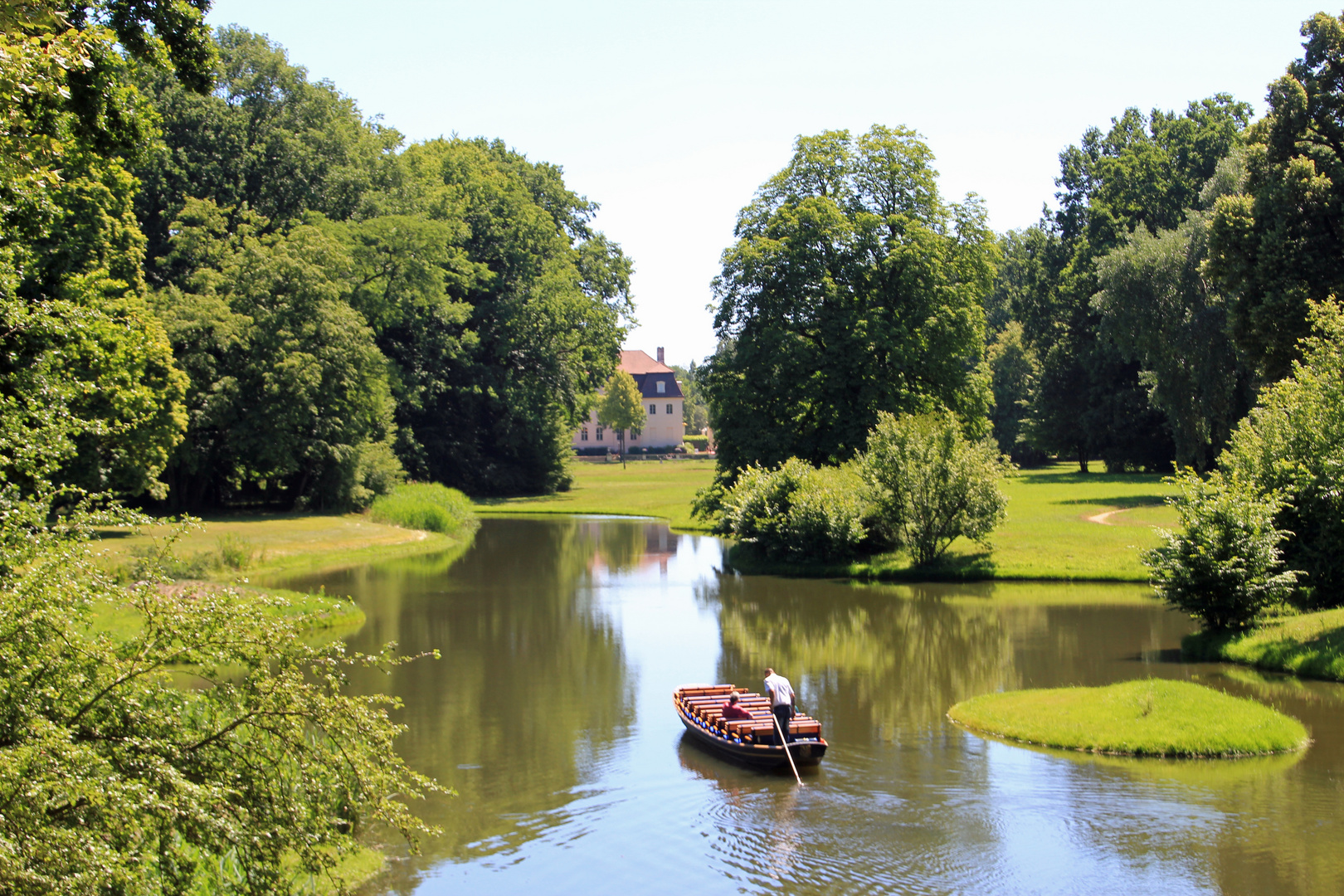 Ein heißer Sommertag im Branitzer Park bei Cottbus