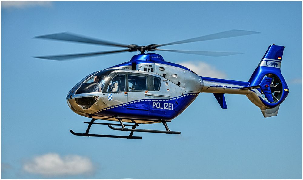 Ein Heli der Polizeihubschrauberstaffel Bayern