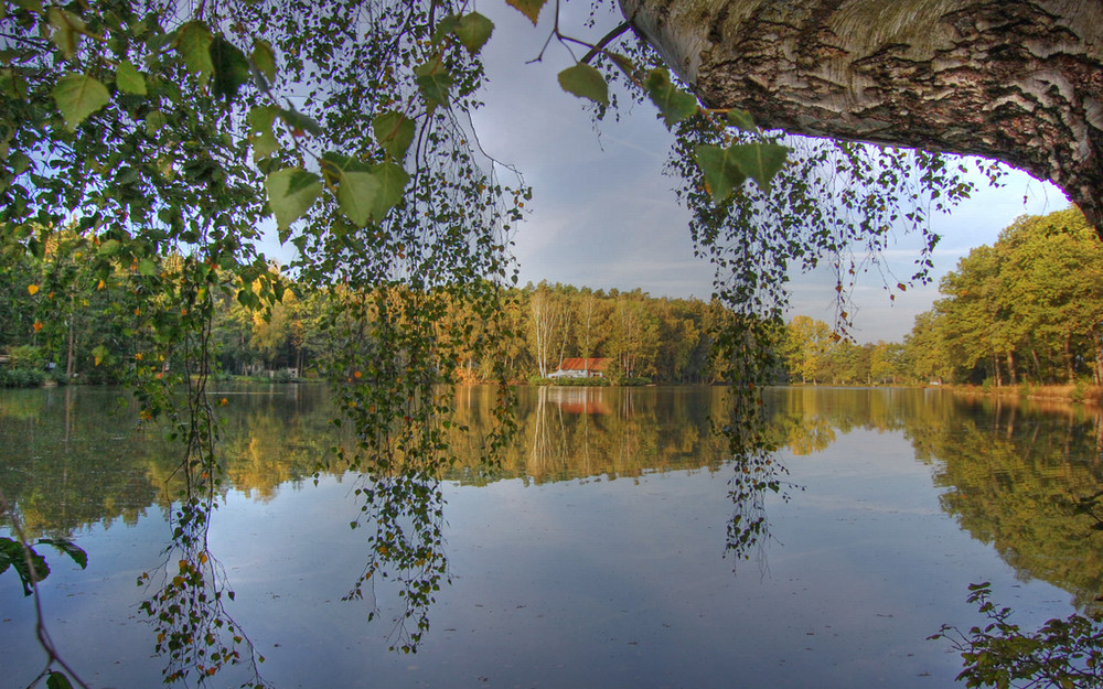 Ein Herbsttag am Eichensee bei Langenzenn HDR