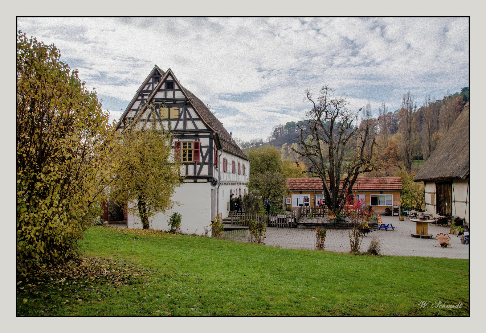 ein herrlicher Herbsttag im Freilichtmuseum Beuren ...