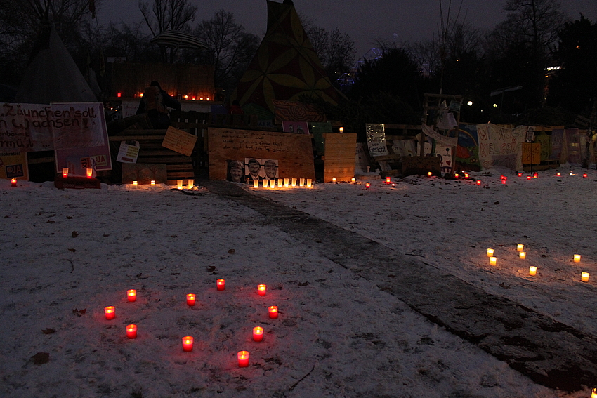 ein Herz für den Park -15.2.12 Stuttgart K21 Parkräumung