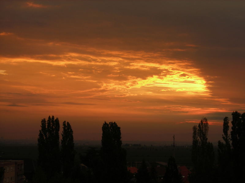 ein Himmel und Sonnenlicht