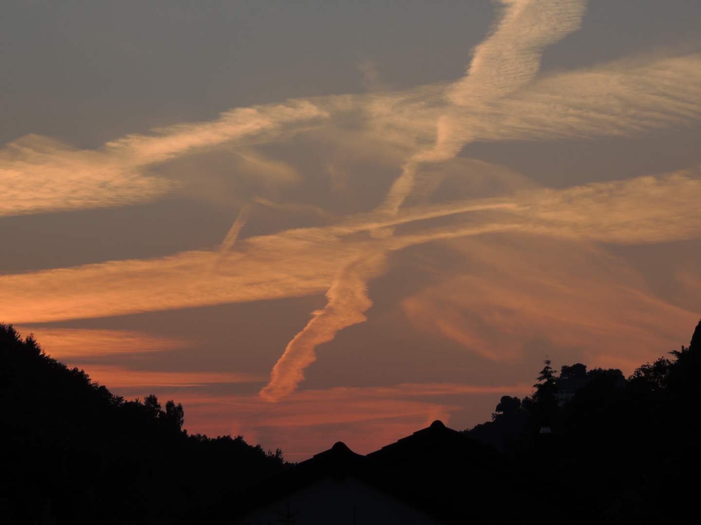 Ein Himmel wie mit dem Pinsel gemalt.