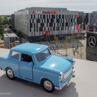 Ein himmelblauer Trabant....