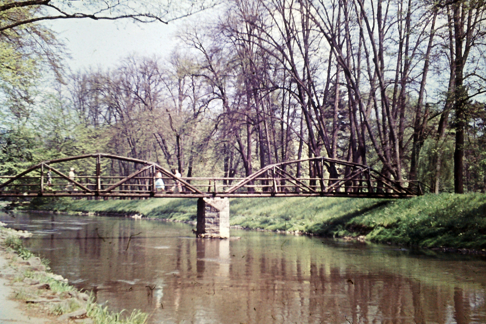 Ein historisches Foto der Luftbrücke in Greiz