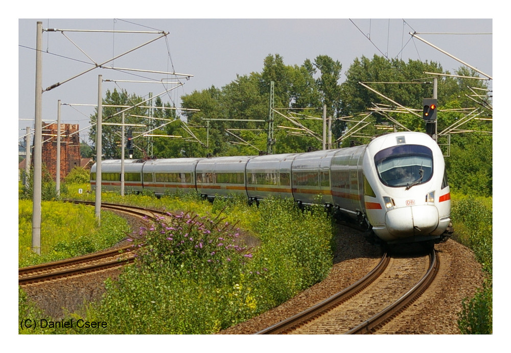 Ein ICE T nach München Hbf, kurz vor dem Bf Weißenfels