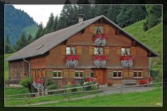 Ein idylisches Bauernhaus