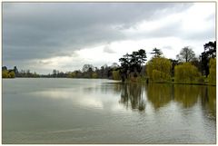 Ein idyllischer Weiher