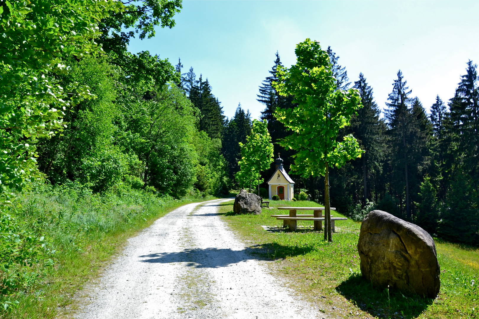 Ein idyllisches Fleckchen zum Ausruhen bei der Barbarakapelle…