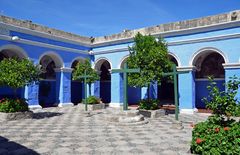 Ein Innenhof im Kloster Santa Catalina in Arequipa