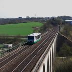 Ein "Kleiner" auf einem großen Viadukt