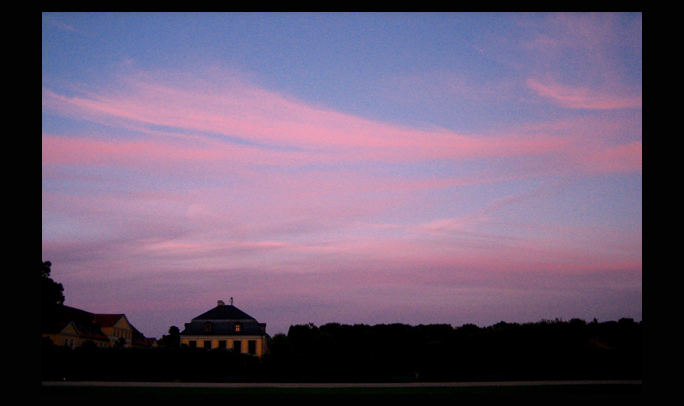 ...ein kleiner Spaziergang durch's abendliche Hannover letzten Sommer...