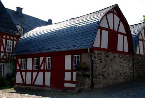 Ein kleines Wohnhaus in der Nähe vom Braunfelser Schloss