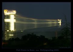 "Ein Kreuz auf dem Weg" - - - Weltjugendtag 2005 --- Post-Tower in Bonn #002