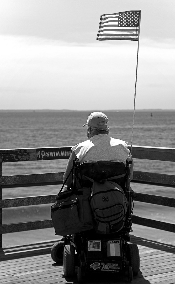 Ein Kriegsveteran in Coney Island