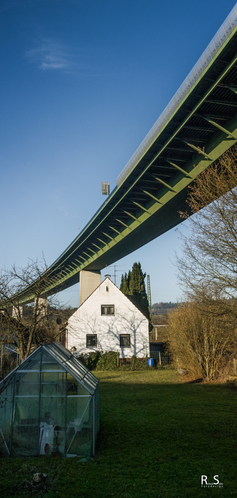 Ein Leben unter der Brücke