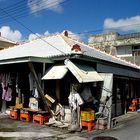 Ein Lebensmittelgeschäft (Naha, Okinawa)