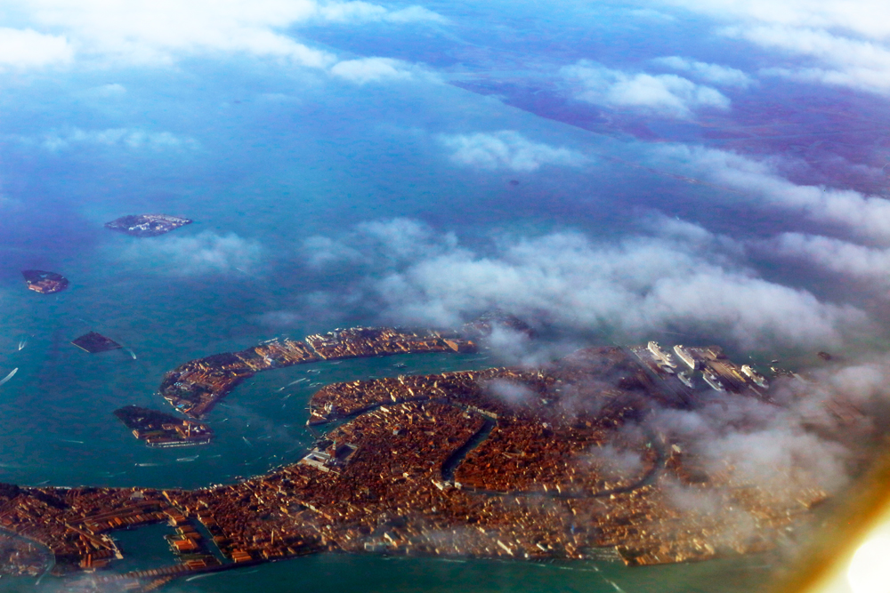 Ein letzter Blick aus dem Flieger auf Venedig