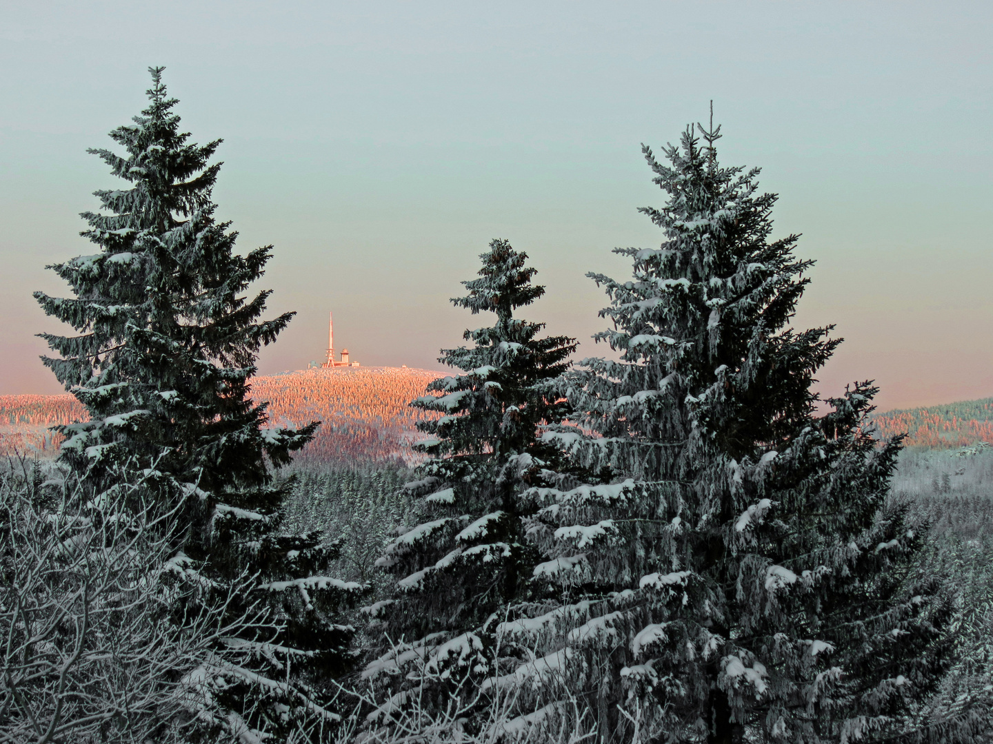 Ein - leuchtender - Brocken.