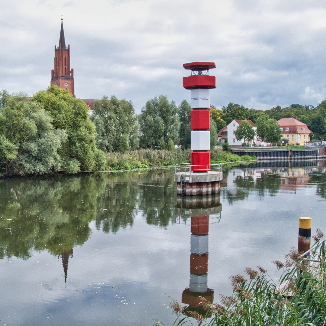 Ein Leuchtturm in der Havel