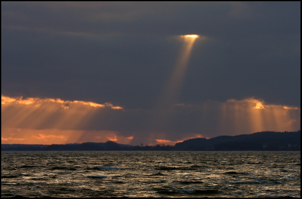 Ein Licht zum ersten Advent..