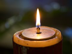 Ein Licht zum Sonntag und den Frieden.......