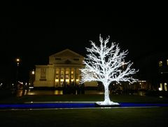 Ein Lichtbaum in Duisburg