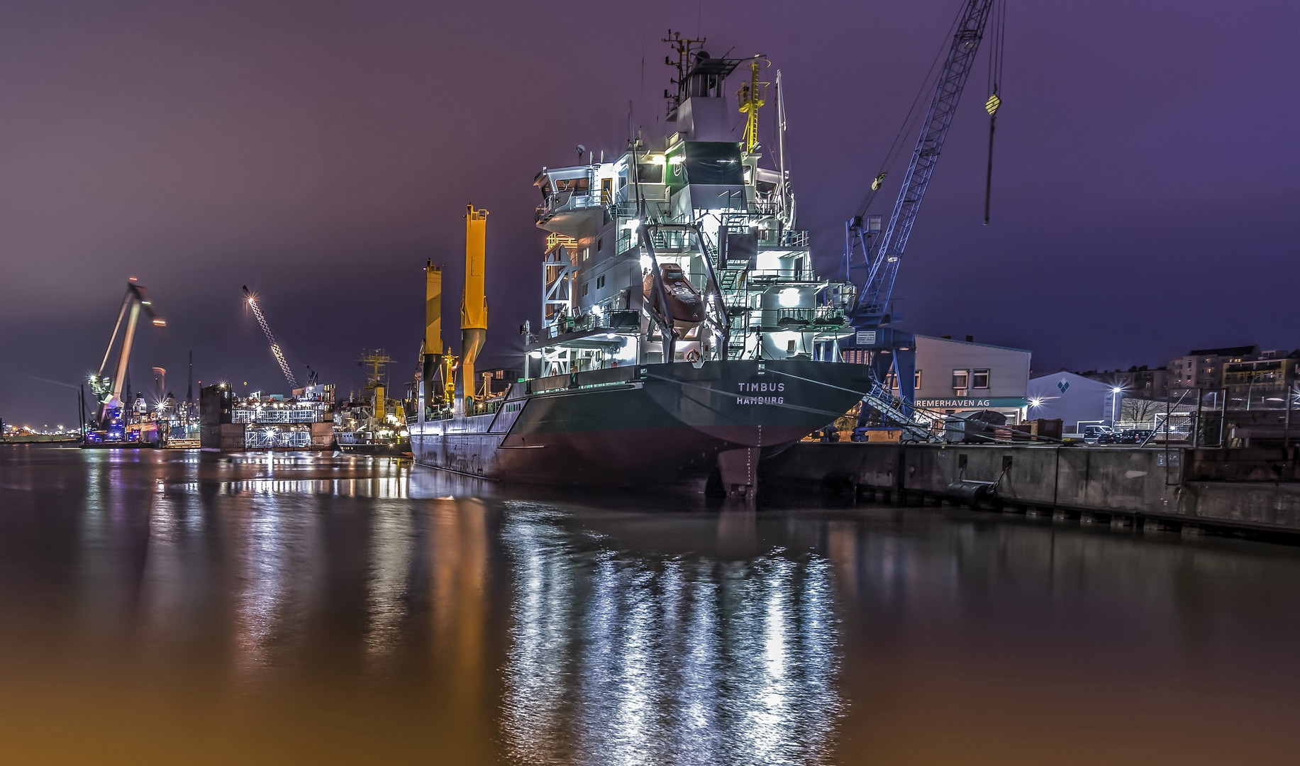 ein Lichtermeer am Sonntag im Kaiserhafen Bremerhaven