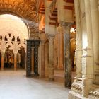 ein Lichtstrahl in der Mezquita Cordoba