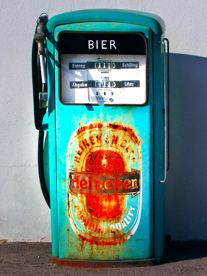 Ein Liter Heineken für 6 Schilling 66