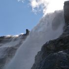 Ein Löwe beherrscht den Wasserfall ;-)