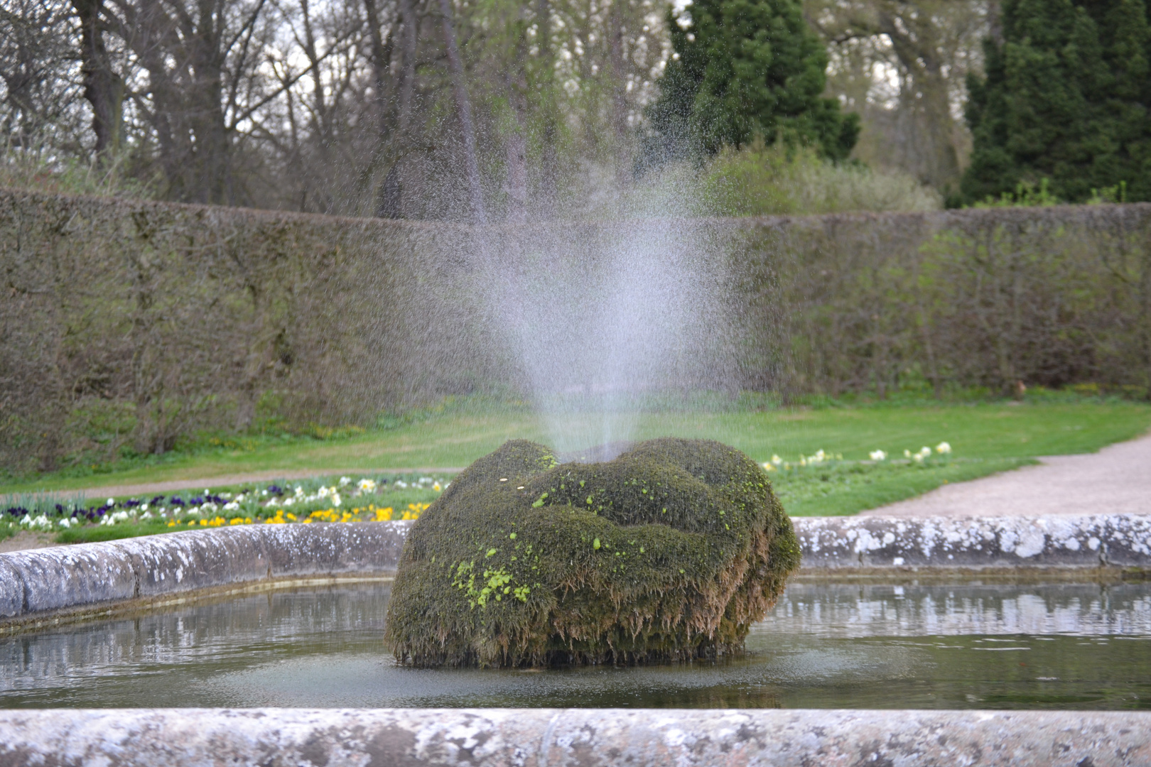 Ein Majestätischer Brunnen im Schloss Belvedere
