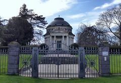 Ein Mausoleum in Bonn