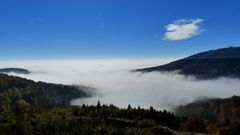 Ein Meer aus Wolken