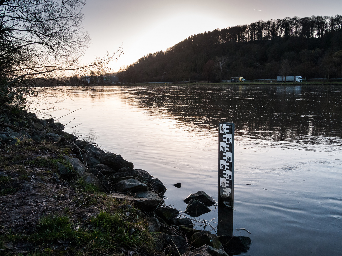 Ein Meter über Wasser...