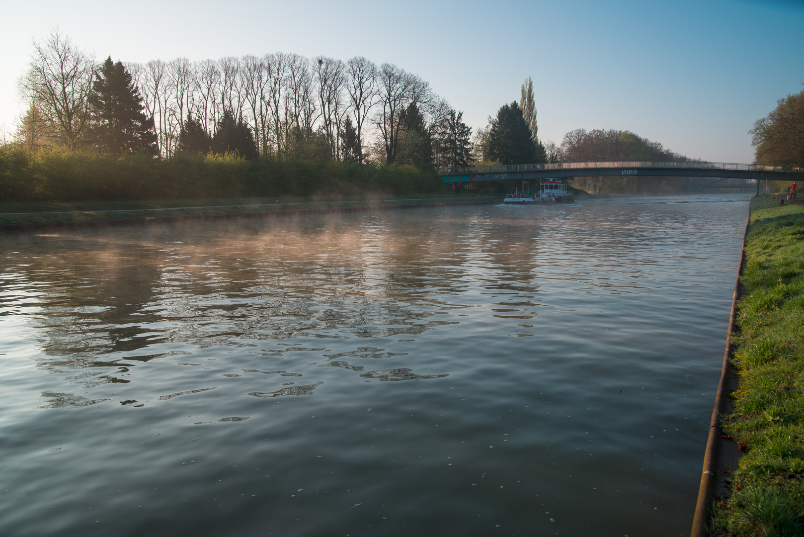 [ Ein Morgen am Dortmund-Ems-Kanal 3 ]