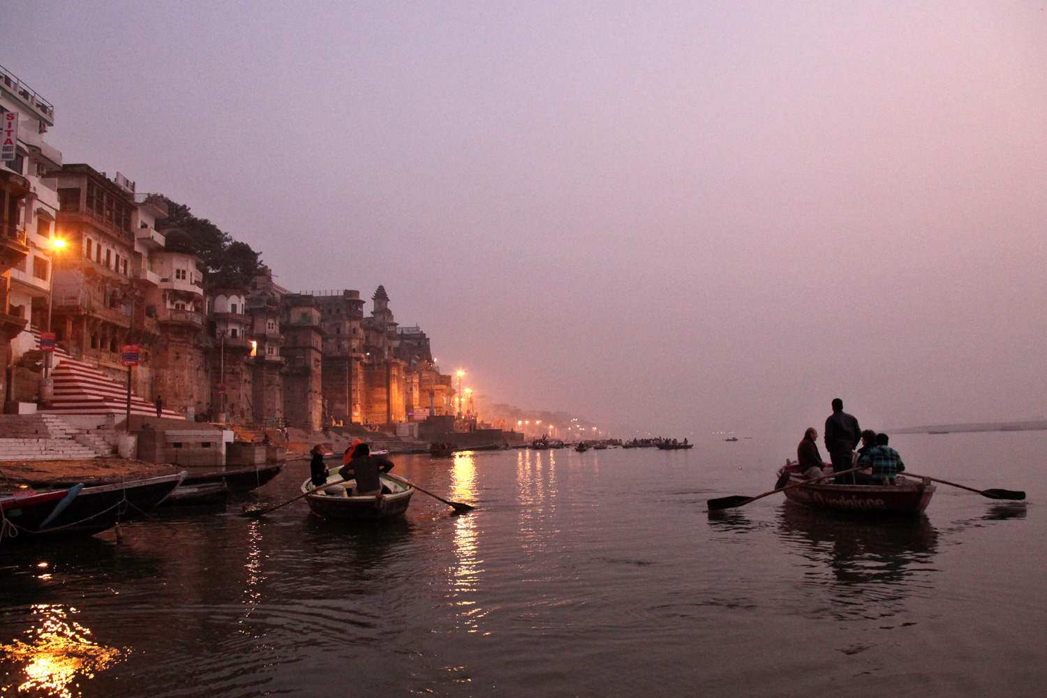 Ein Morgen am Ganges