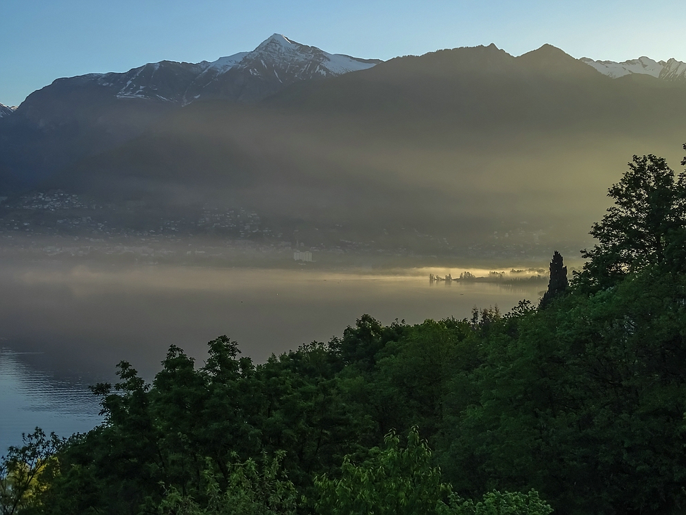 Ein Morgen am Lago Maggiore