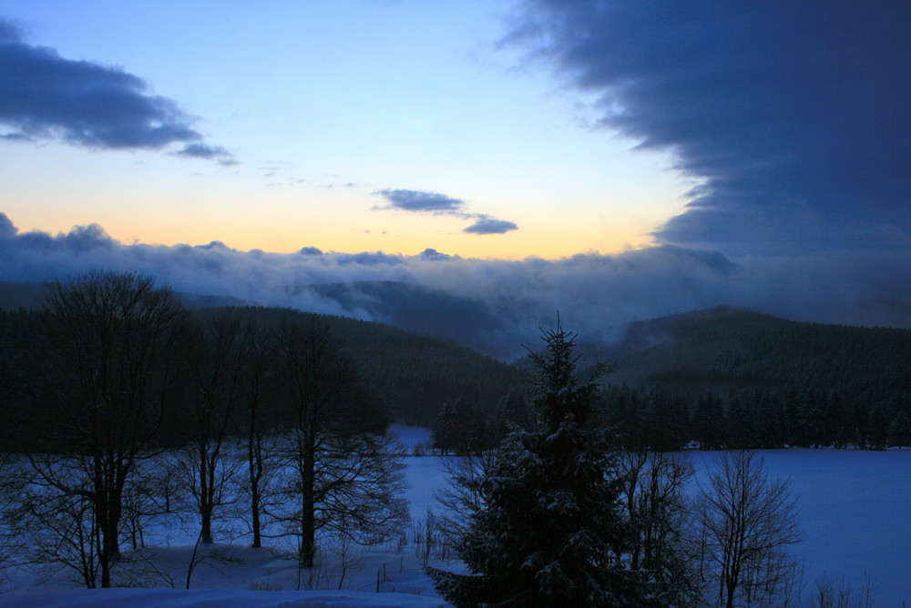 Ein Morgen im Vesertal im Thüringer Wald