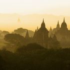 Ein Morgen in Bagan V