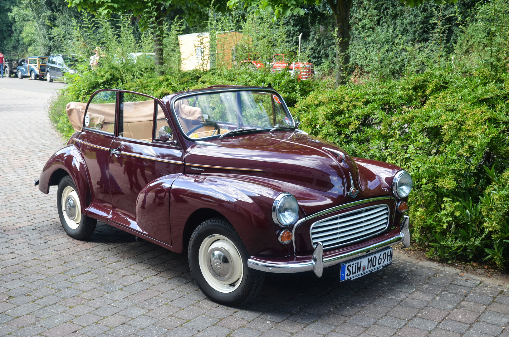 Ein Morris-Minor 1000 Cabrio