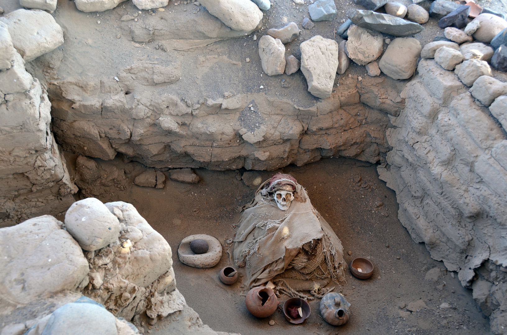 Ein Mumiengrab in Chauchilla
