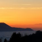 ein nebelmeer im novemberlicht