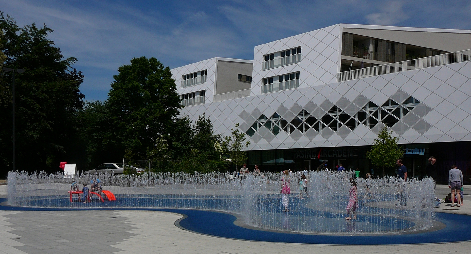 Ein neuer Brunnen in Pasing