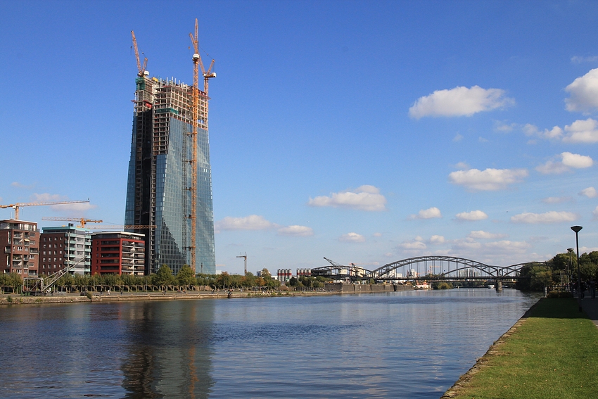 Ein neuer Geldturm entsteht